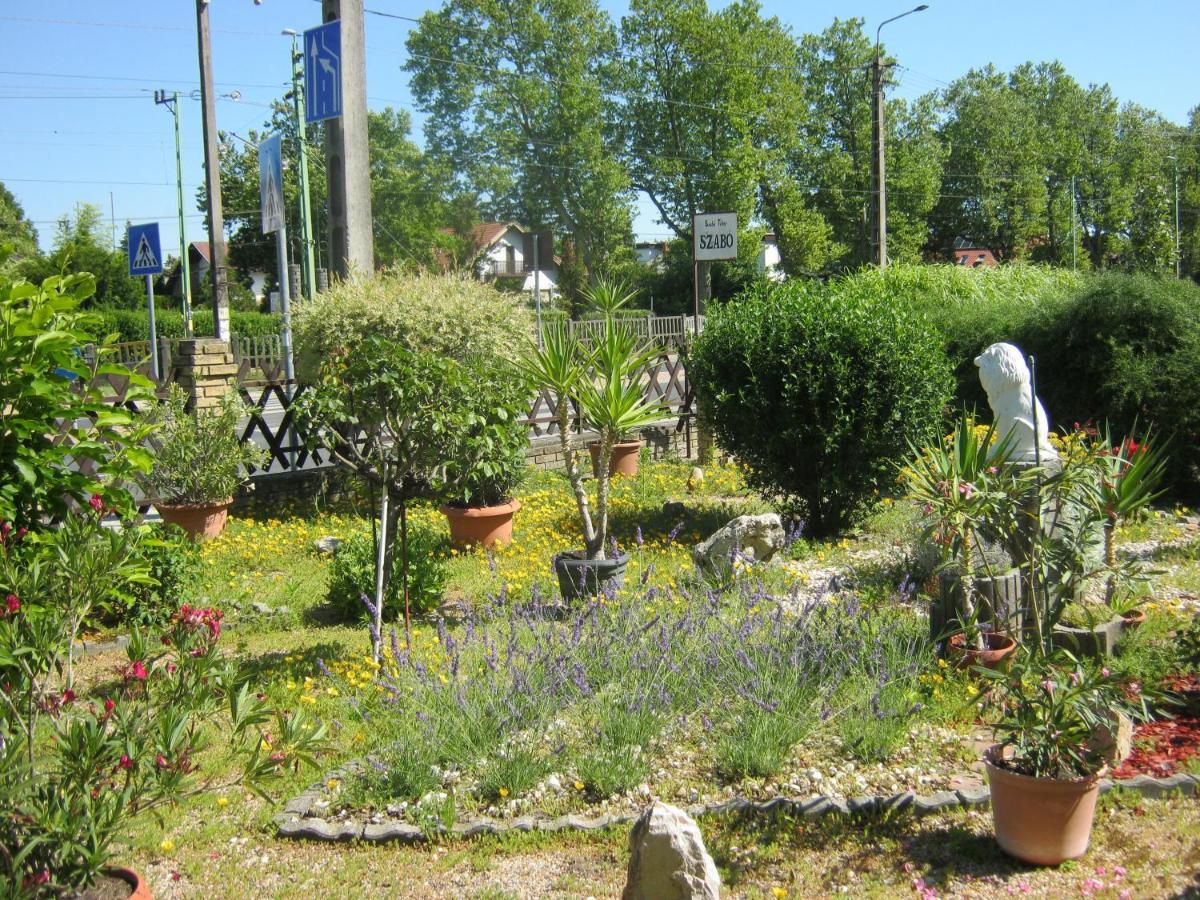 Kitti Apartman Balatonboglár Exterior foto