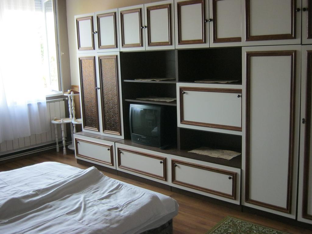 Kitti Apartman Balatonboglár Quarto foto
