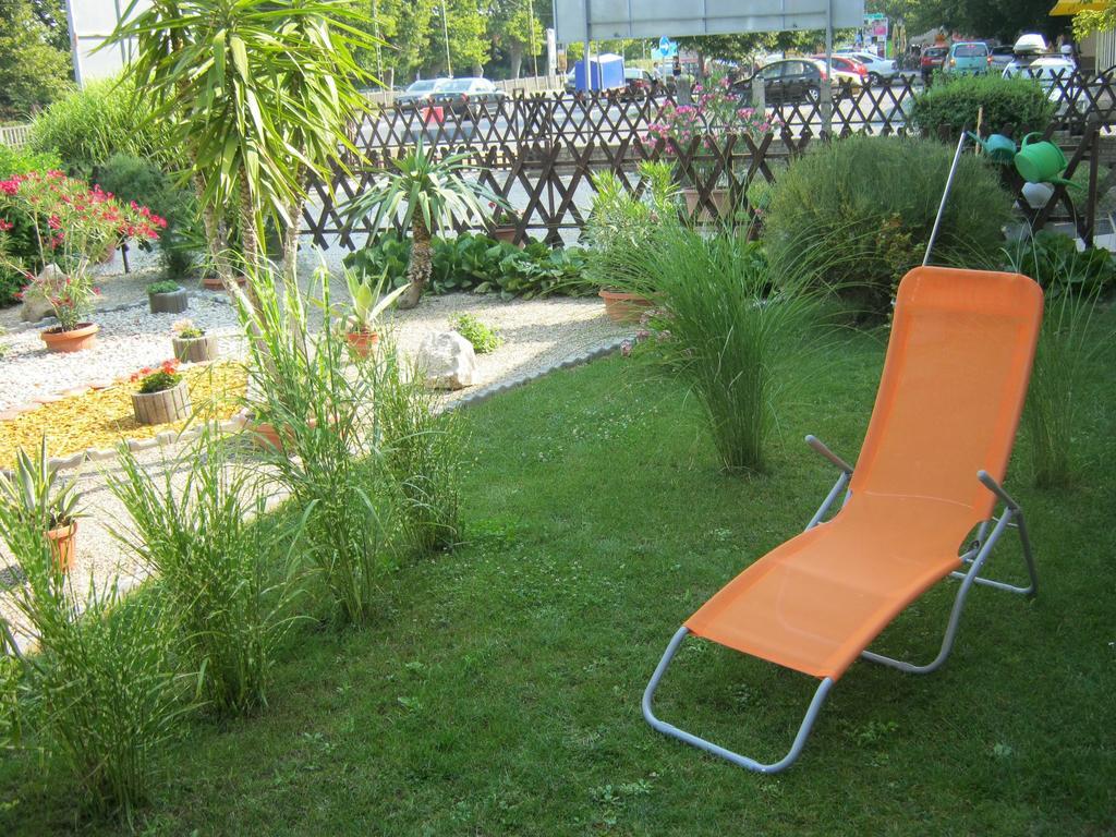 Kitti Apartman Balatonboglár Quarto foto